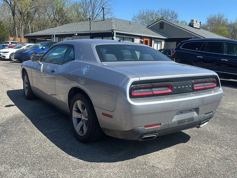 Used 2017 Dodge Challenger SXT RWD image 3