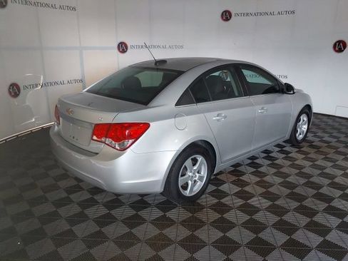 Used 2015 Chevrolet Cruze LT FWD image 5