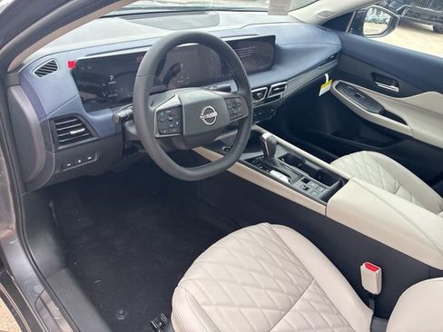 New 2026 Nissan Sentra SL w/ Floor Mat Package FWD image 10
