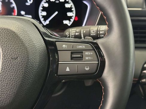 Used 2025 Honda Pilot TrailSport image 33