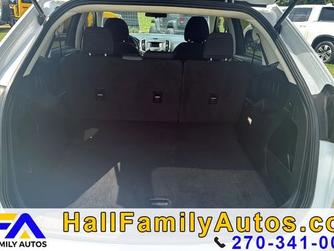 Used 2018 Ford Edge SE FWD image 31