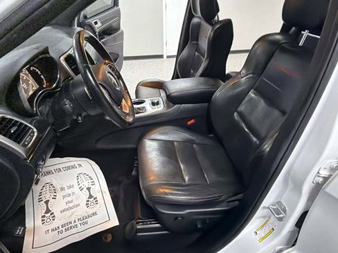 Used 2018 Jeep Grand Cherokee Trailhawk w/ Trailhawk Luxury Group AWD/4WD image 11