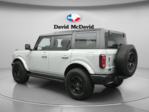 Used 2023 Ford Bronco Outer Banks image 6