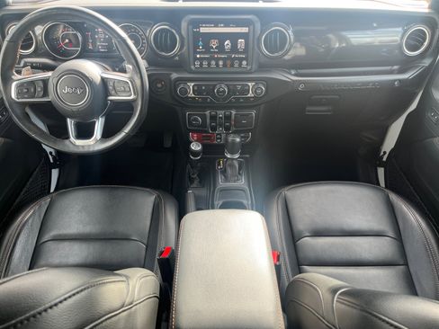 Used 2022 Jeep Wrangler Unlimited Rubicon w/ Xtreme Recon 35" Tire Package image 16