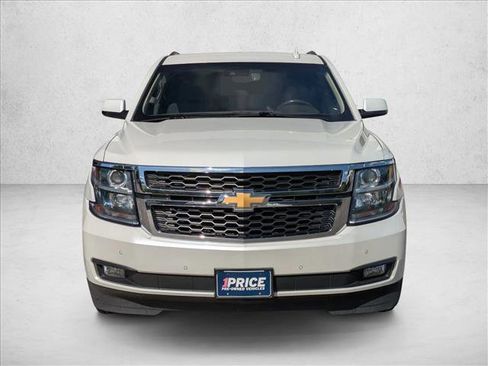 Used 2019 Chevrolet Tahoe LT w/ Luxury Package image 2
