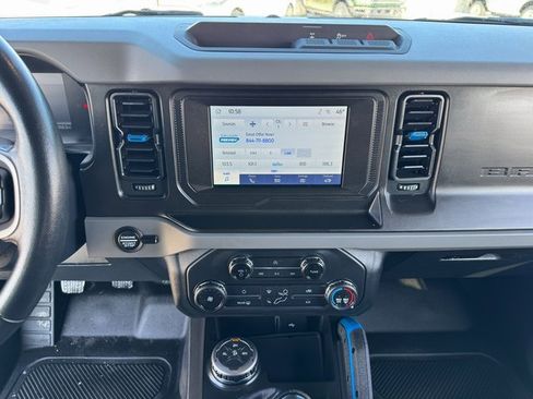 Used 2022 Ford Bronco Black Diamond image 25