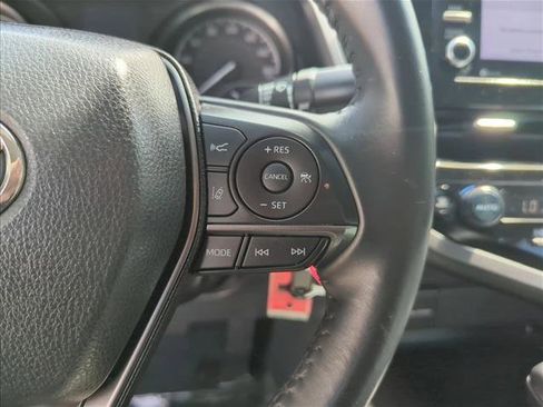 Used 2023 Toyota Camry SE FWD image 18