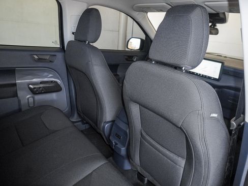 New 2025 Ford Maverick XL image 42