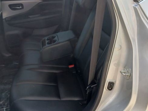 Used 2023 Nissan Murano SV image 4