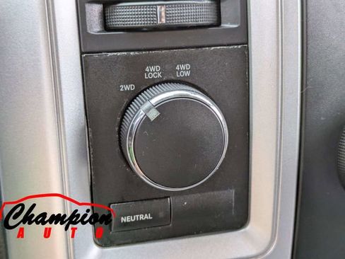 Used 2011 RAM 1500 Classic SLT AWD/4WD image 21