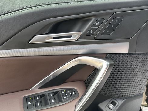 Used 2025 BMW X1 xDrive28i w/ Convenience Package image 14