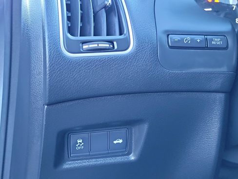 Used 2019 INFINITI Q50 Luxe image 16