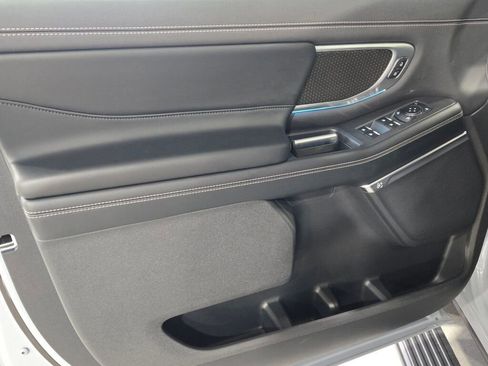 Used 2025 Ford Expedition Platinum w/ Stealth Performance Package image 32