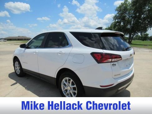 Used 2024 Chevrolet Equinox LT w/ LPO, Floor Liner Package FWD image 4