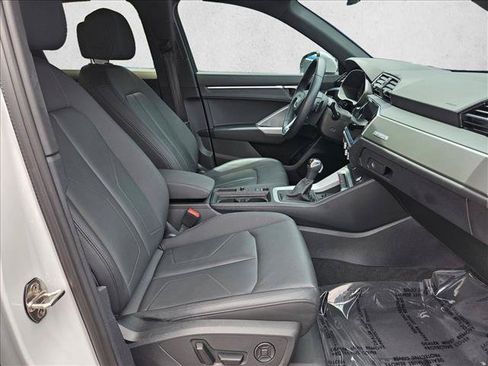 Used 2023 Audi Q3 2.0T Premium Plus w/ Premium Plus Package AWD/4WD image 26
