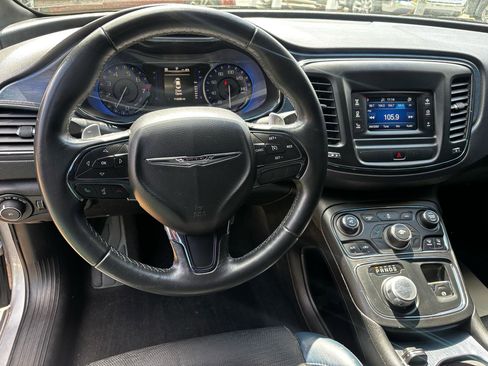 Used 2015 Chrysler 200 S AWD/4WD image 15
