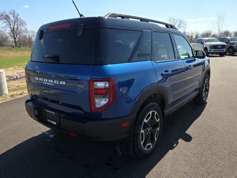 Used 2023 Ford Bronco Sport Outer Banks w/ Tech Package AWD/4WD image 8
