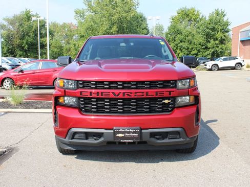 Used 2020 Chevrolet Silverado 1500 Custom w/ Custom Value Package AWD/4WD image 7