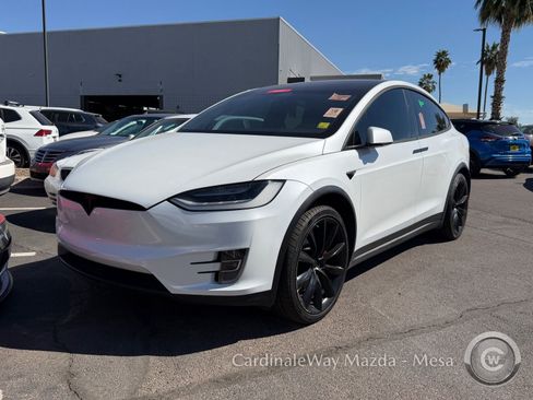 Used 2020 Tesla Model X Long Range image 5