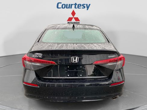 Used 2024 Honda Civic Sport image 4