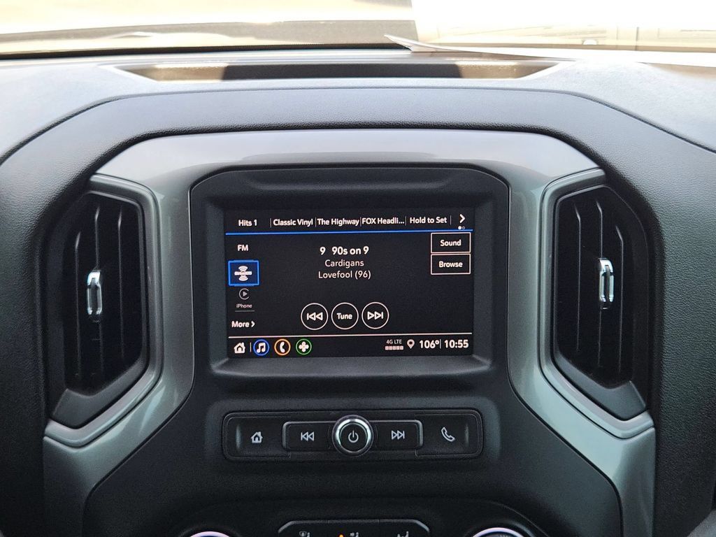 Certified 2022 Chevrolet Silverado 1500 Custom RWD image 17