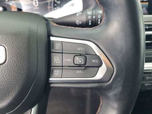 Used 2022 Jeep Compass Limited AWD/4WD image 18