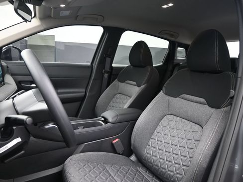 New 2026 Nissan Kicks SV w/ SV Premium Package AWD/4WD image 14