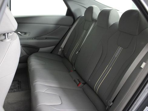 Used 2026 Hyundai Elantra Sport FWD image 21