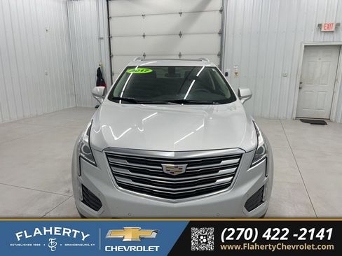 Used 2017 Cadillac XT5 Luxury image 7