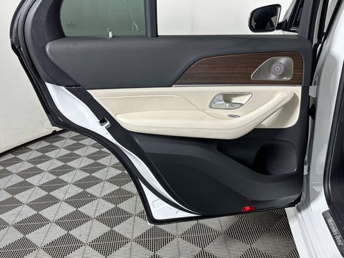 Certified 2025 Mercedes-Benz GLE 450 4MATIC image 27