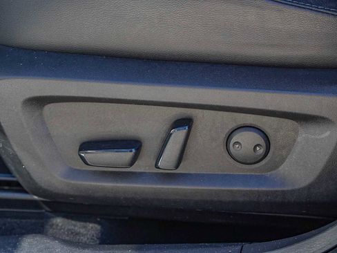 Used 2022 Mitsubishi Outlander SEL image 25