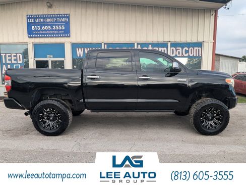 Used 2017 Toyota Tundra Platinum image 3