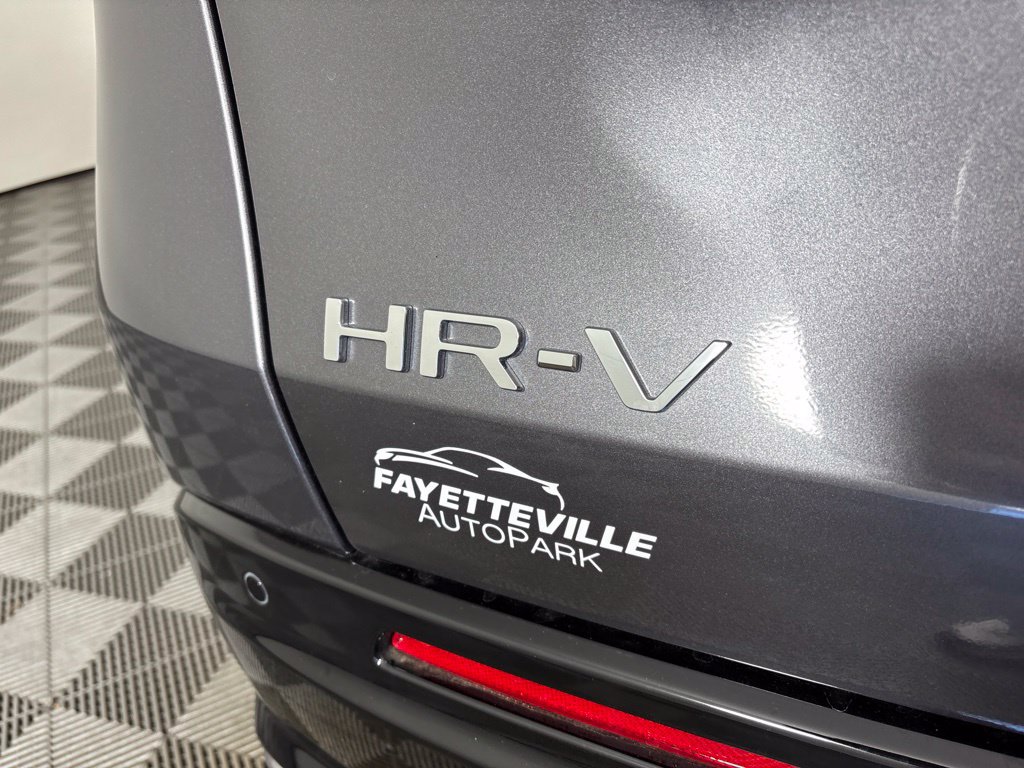 Used 2027 Honda HR-V EX-L image 5