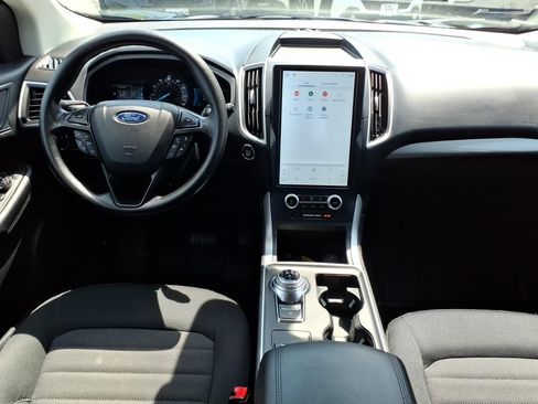 Used 2022 Ford Edge SE w/ Black Appearance Package AWD/4WD image 14