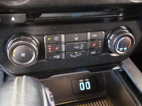 Used 2016 Ford F150 XLT w/ Equipment Group 302A Luxury image 7