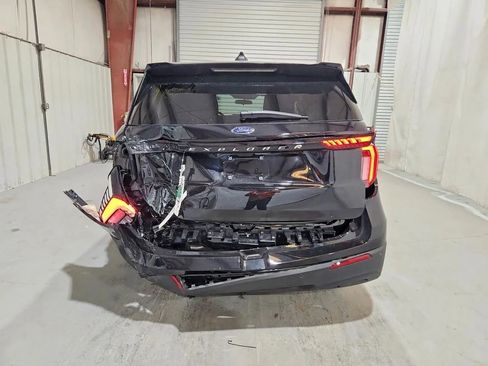 Used 2026 Ford Explorer Active RWD image 6