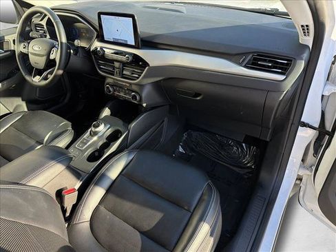 Used 2022 Ford Escape SEL w/ Technology Package image 28