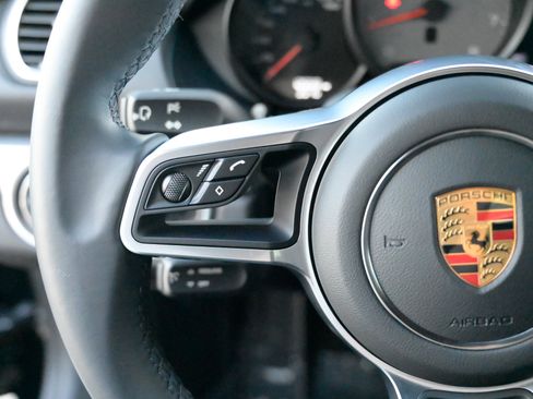 Used 2021 Porsche 718 Boxster S image 27