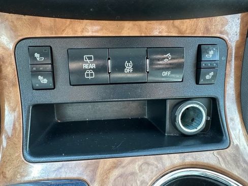 Used 2012 Buick Enclave Leather AWD/4WD image 22