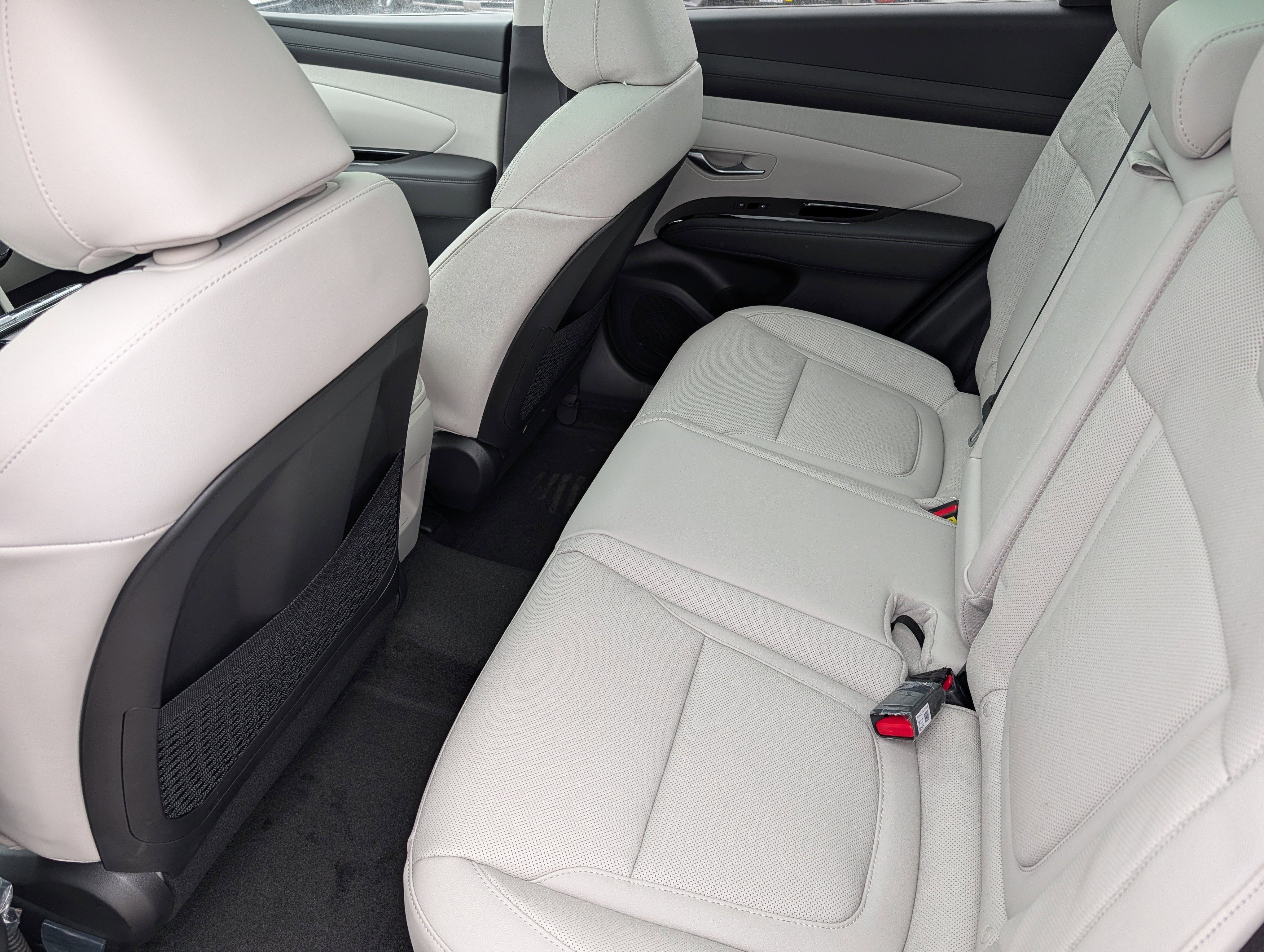 New 2026 Hyundai Tucson Limited AWD/4WD image 8