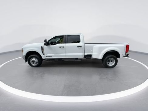 Used 2026 Ford F350 XLT AWD/4WD image 5