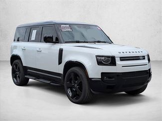 Used 2025 Land Rover Defender 110 X-Dynamic SE AWD/4WD video 3