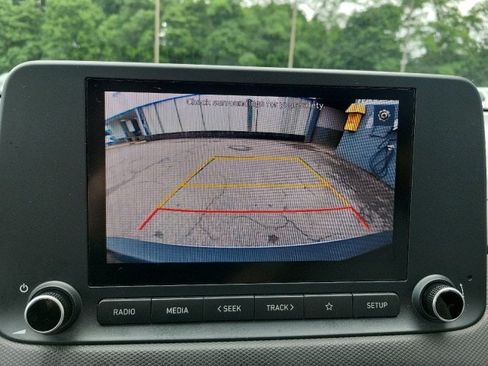 Used 2023 Hyundai Kona SEL AWD/4WD image 13