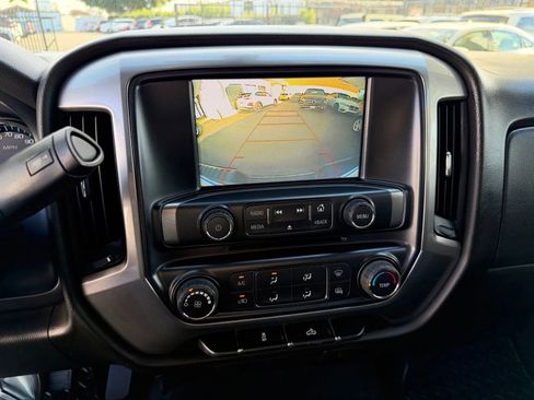 Used 2018 Chevrolet Silverado 1500 LT image 34