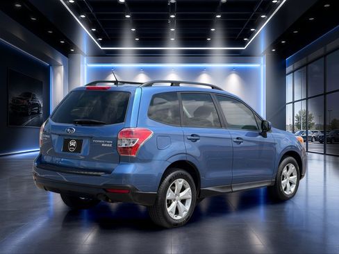 Used 2015 Subaru Forester 2.5i Premium AWD/4WD image 4