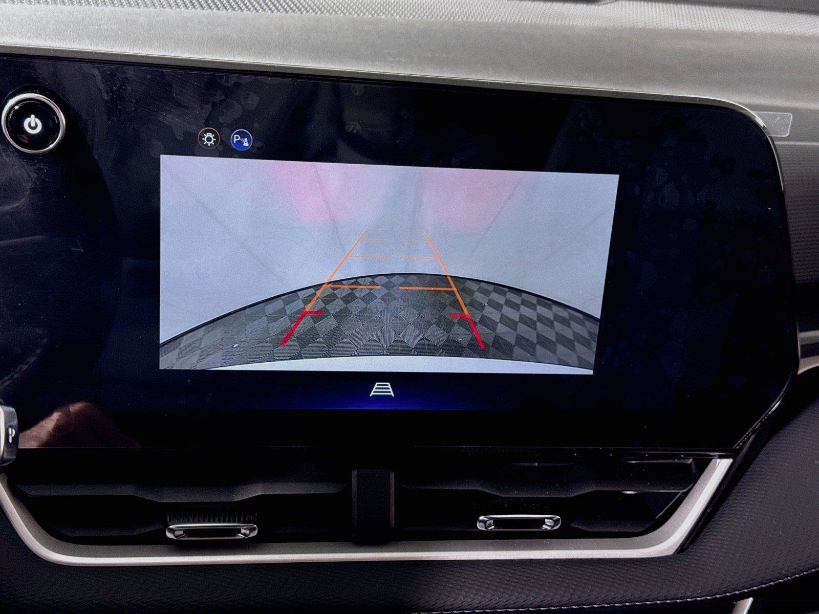 Used 2025 Chevrolet Equinox LT w/ Convenience Package II AWD/4WD image 8