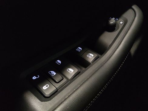 Used 2022 Jeep Grand Cherokee L Limited RWD image 27