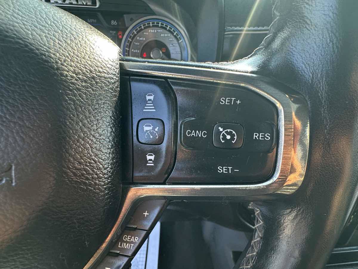 Used 2020 RAM 1500 Limited AWD/4WD image 16