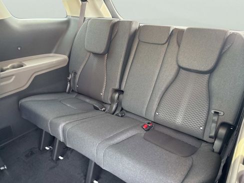 New 2026 Kia Carnival LX FWD image 15