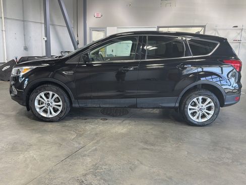 Used 2019 Ford Escape SE AWD/4WD image 4